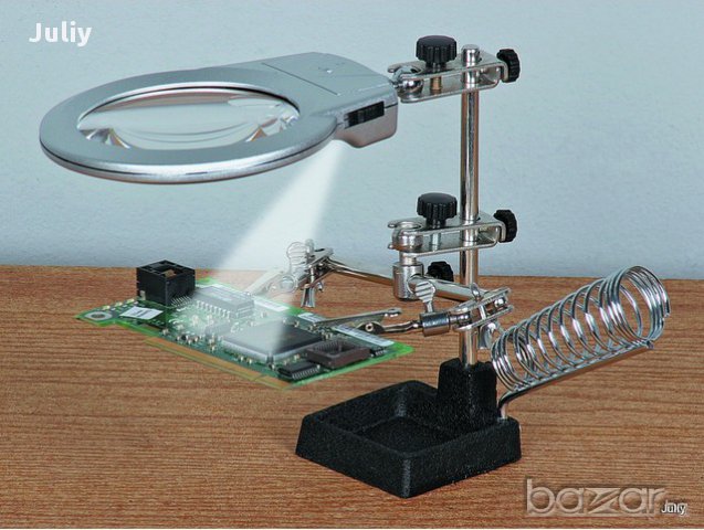 Стойка за поялник с лупа , работна светлина и щипки - тип трета ръка