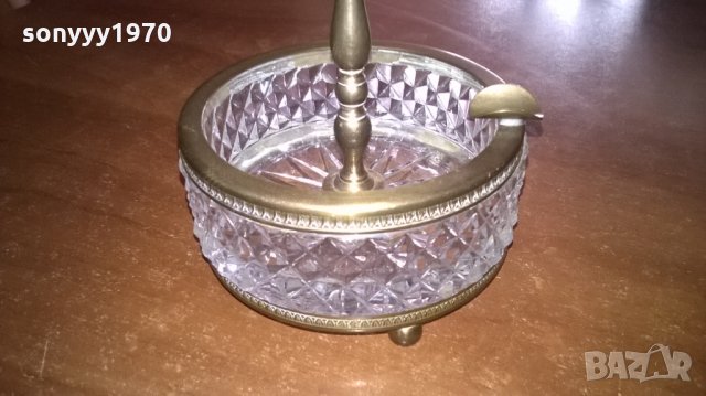 АНТИКА кристал и месинг-ретро пепелник за колекция-14х10см--внос франция, снимка 8 - Антикварни и старинни предмети - 23586731