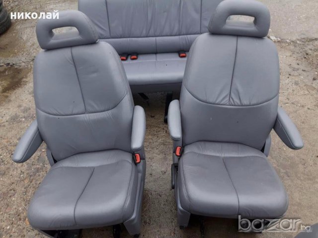 Chrysler Voyager 3,8 4x4  AWD, снимка 17 - Автомобили и джипове - 20017808