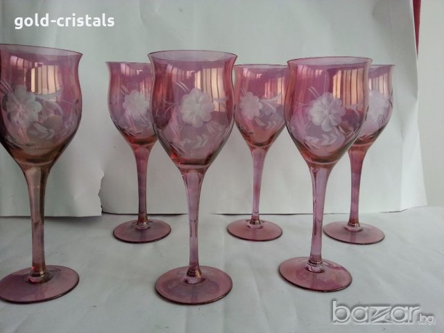  кристални чаши  цветен кристал гравиран, снимка 4 - Антикварни и старинни предмети - 20061877