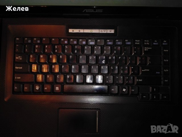 Лаптоп Asus x58c, снимка 2 - Лаптопи за дома - 22141038