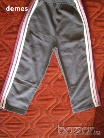 Долнище на детски анцуг с кант в сиво, размер 98, ново, снимка 8 - Детски панталони и дънки - 10725395