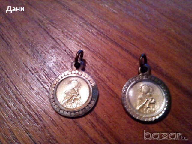 Католически медальони с Богородица, снимка 3 - Антикварни и старинни предмети - 17389970