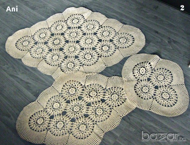 Ръчно плетени декоративни карета на една кука , снимка 10 - Декорация за дома - 15784628