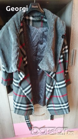 Дамско палто, снимка 4 - Сака - 20276247