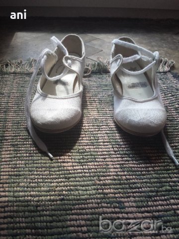 елегантни обувки, снимка 2 - Детски сандали и чехли - 18491253