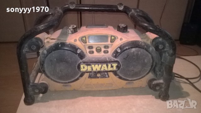 dewalt-строително радио за ремонт-внос англия, снимка 2 - Ресийвъри, усилватели, смесителни пултове - 26108670