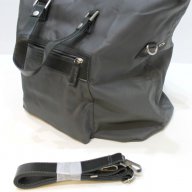 Нова травъл чанта GIORGIO ARMANI PARFUMS оригинал, снимка 4 - Чанти - 12104987