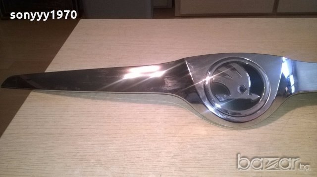 Skoda-маска с емблема-нова 79х11.5см-внос швеицария, снимка 3 - Аксесоари и консумативи - 18587261