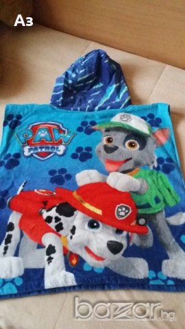 Пончо с подарък джапанки за 2-3 год., снимка 2 - Детски пуловери и жилетки - 21181440