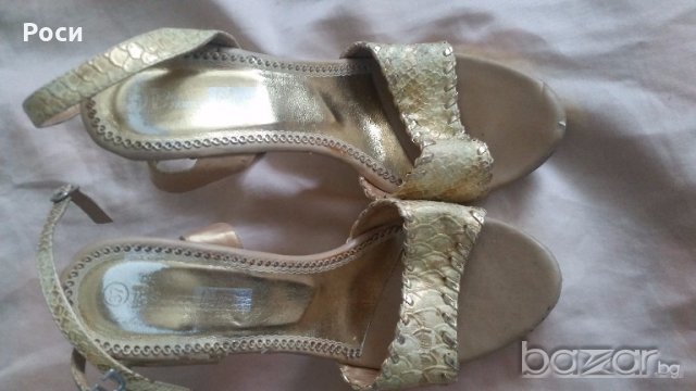 Дамски обувки по 6,00 лв, снимка 2 - Дамски ежедневни обувки - 18587144