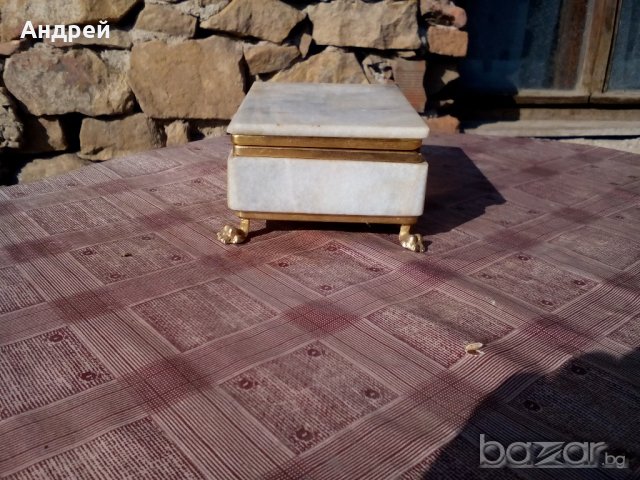 Мраморна кутия, снимка 5 - Антикварни и старинни предмети - 19442802