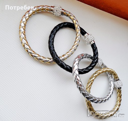 Гривни кристали еко кожа и магнитна закопчалка, различни цветове унисекс, нови. Сет., снимка 2 - Гривни - 13117146