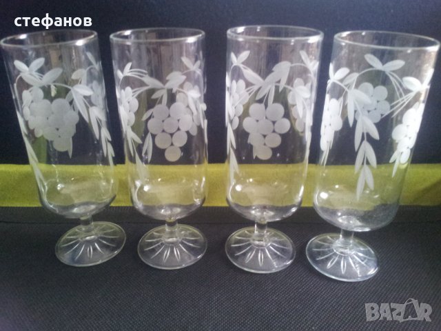Три вида по четири чаши за концентрат стъклени от едно време, снимка 17 - Чаши - 24084318