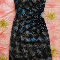 Ashwi paris - Нова черна дантелена рокля с кристали, снимка 2 - Рокли - 20412569