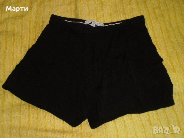 Къси панталони, снимка 1