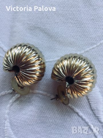 Красиви “различни” обеци,Германия