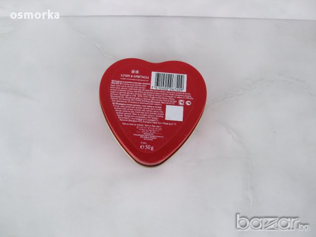 Метална кутия от бонбони във формата на сърце за колекционери Lindt Lindor , снимка 2 - Други ценни предмети - 13904979