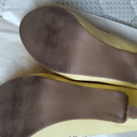 Жълти обувчици, снимка 4 - Дамски обувки на ток - 23123011