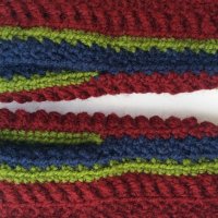Плетени ръкавици ,,Зимни - сини с бордо горница и зелен контур", снимка 10 - Ръкавици - 24009581