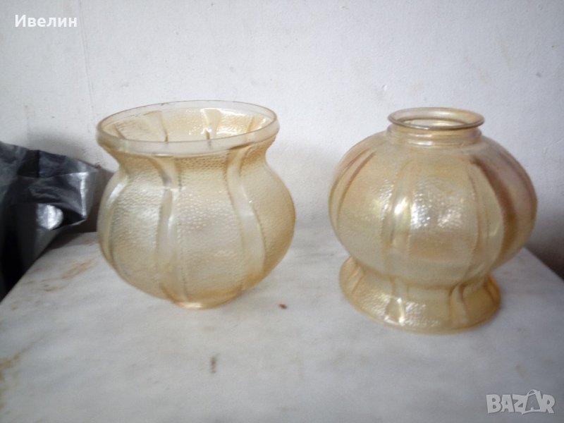 две стари стъкла за нощна лампа,полилей, снимка 1