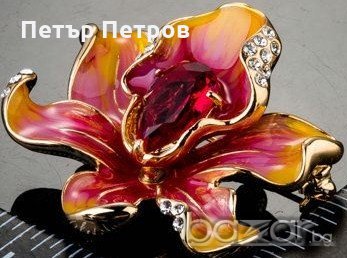 Брошка Орхидея