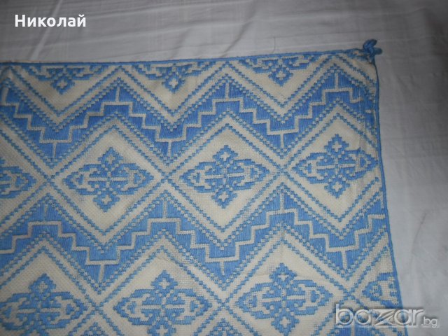  Старинен ковьор , каре и покривка плетена на една кука, снимка 8 - Антикварни и старинни предмети - 19957338