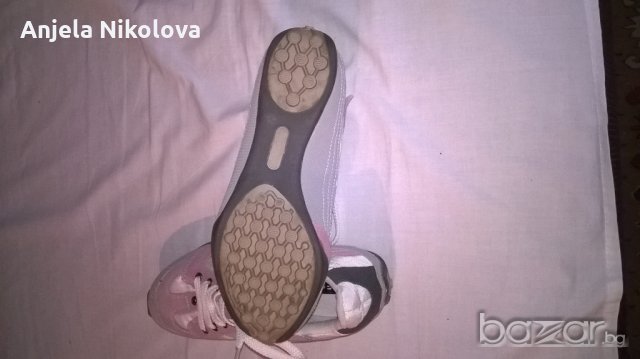  Продавам нови дамски маратонки, естествен велур, номер 36, снимка 2 - Маратонки - 19106566