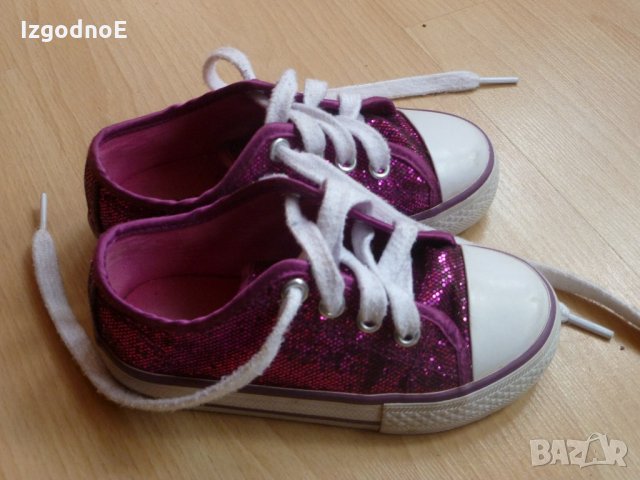 Блестящи кецове Marks & Spenser, с брокат, снимка 6 - Детски гуменки - 21438234