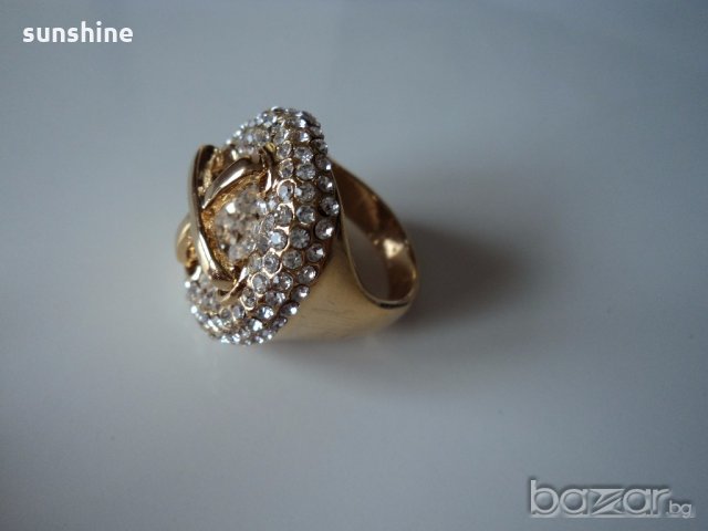 ХИТ! ПРОМО! Златист пръстен с елементи Сваровски, снимка 3 - Пръстени - 18476002