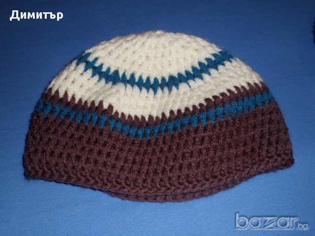 Продавам ръчно плетени шапки, снимка 4 - Шапки - 13750183