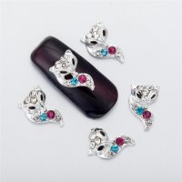 Лисица сребриста с цветни камъчета бижу за нокти декорация украса за маникюр, снимка 1 - Други - 21136674