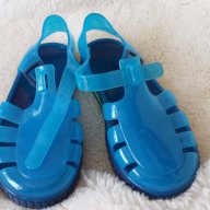 Нови селиконови сандалки №26, снимка 2 - Детски сандали и чехли - 15270234
