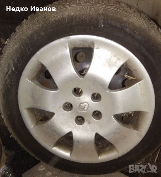 Гуми, снимка 1