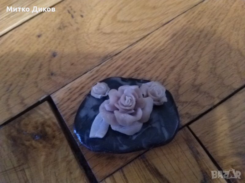 Брошка камея роза, снимка 1