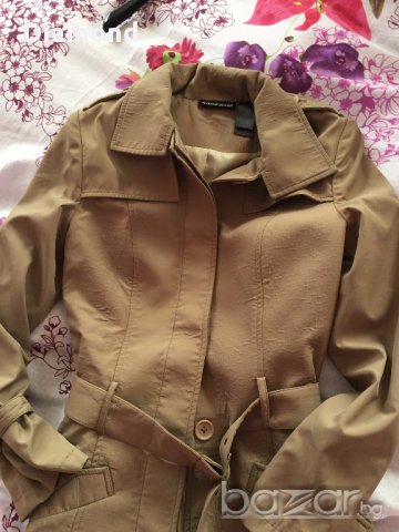 Намален! DKNY Jeans оригинален дамски тренчкот S, снимка 9 - Палта, манта - 17968127