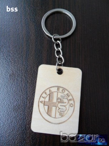 Ключодържател от дърво с метално синджирче и лого на любимата ви марка автомобили, снимка 5 - Аксесоари и консумативи - 11510505