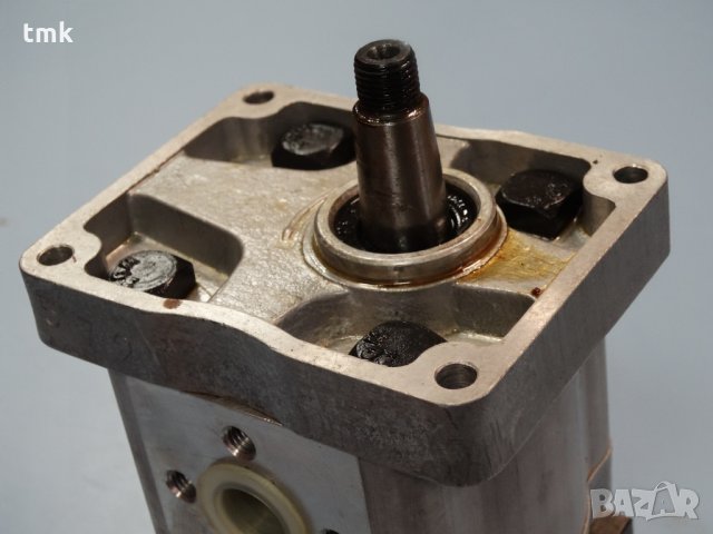 Хидравлична помпа за мотокар A25x12/12.5A, снимка 9 - Резервни части за машини - 25834292