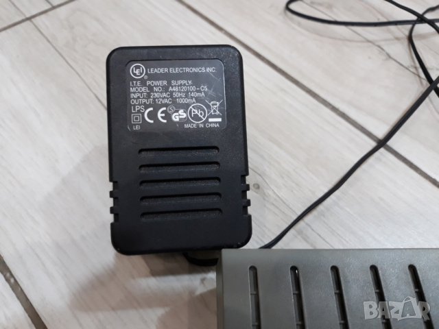 Лот от безжични Рутери за интернет, снимка 17 - Рутери - 24035489