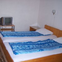 Квартира и нощувки   в Поморие, снимка 2 - Квартири, нощувки - 15615923
