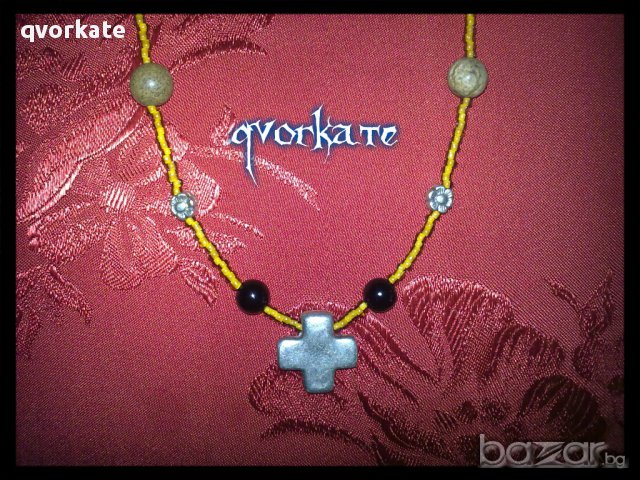 Колие с кръст, снимка 2 - Колиета, медальони, синджири - 10792058