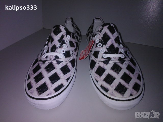 Kenzo оригинални спортни обувки, снимка 2 - Маратонки - 24674426