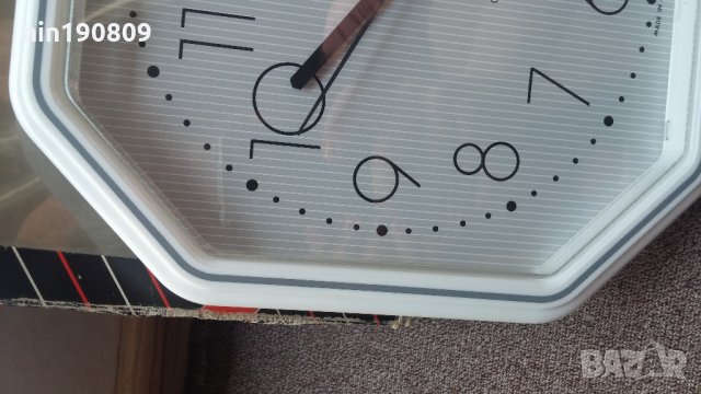 Стенен часовник Kienzle, снимка 9 - Стенни часовници - 22602351