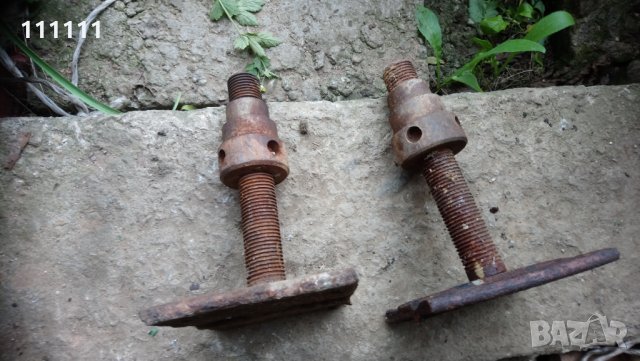 Винт за обтегач на ел. мотор и за  др. неща , снимка 3 - Резервни части за машини - 19400999