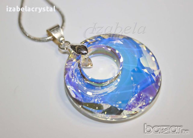 Колие Сваровски ''Victory'' 28мм. Crystals from SWAROVSKI ® , снимка 2 - Колиета, медальони, синджири - 11453647