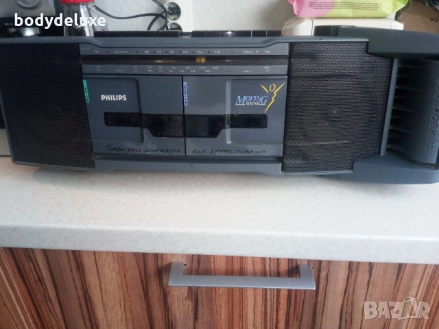 Philips Moving Sound радио-касетофон, снимка 2 - Радиокасетофони, транзистори - 20003291