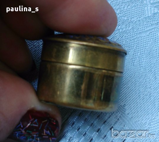 Кутийка от бижутерски бронз за твърд парфюм / парфюмно масло / за енфие / лекарства, снимка 4 - Антикварни и старинни предмети - 14520372