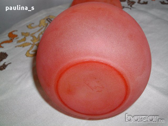 Винтидж / Матирана ваза от калиево стъкло-potassium glass / в кутя от соц-а , снимка 5 - Други ценни предмети - 16135415