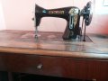 Продавам стара немска шевна машина Excella, снимка 2