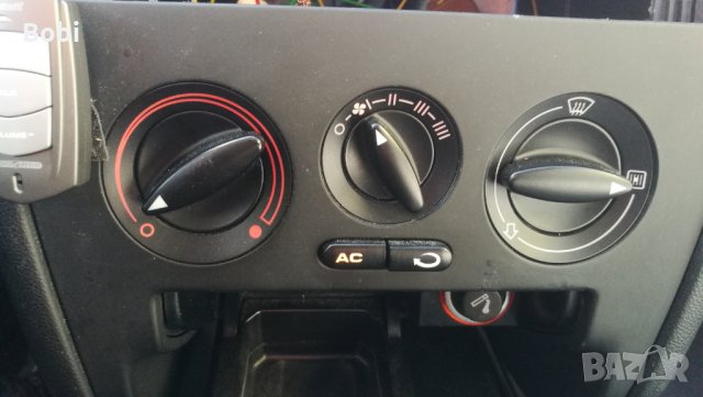 Сеат Толедо 1.6 бензин на ЧАСТИ, снимка 9 - Автомобили и джипове - 22871682